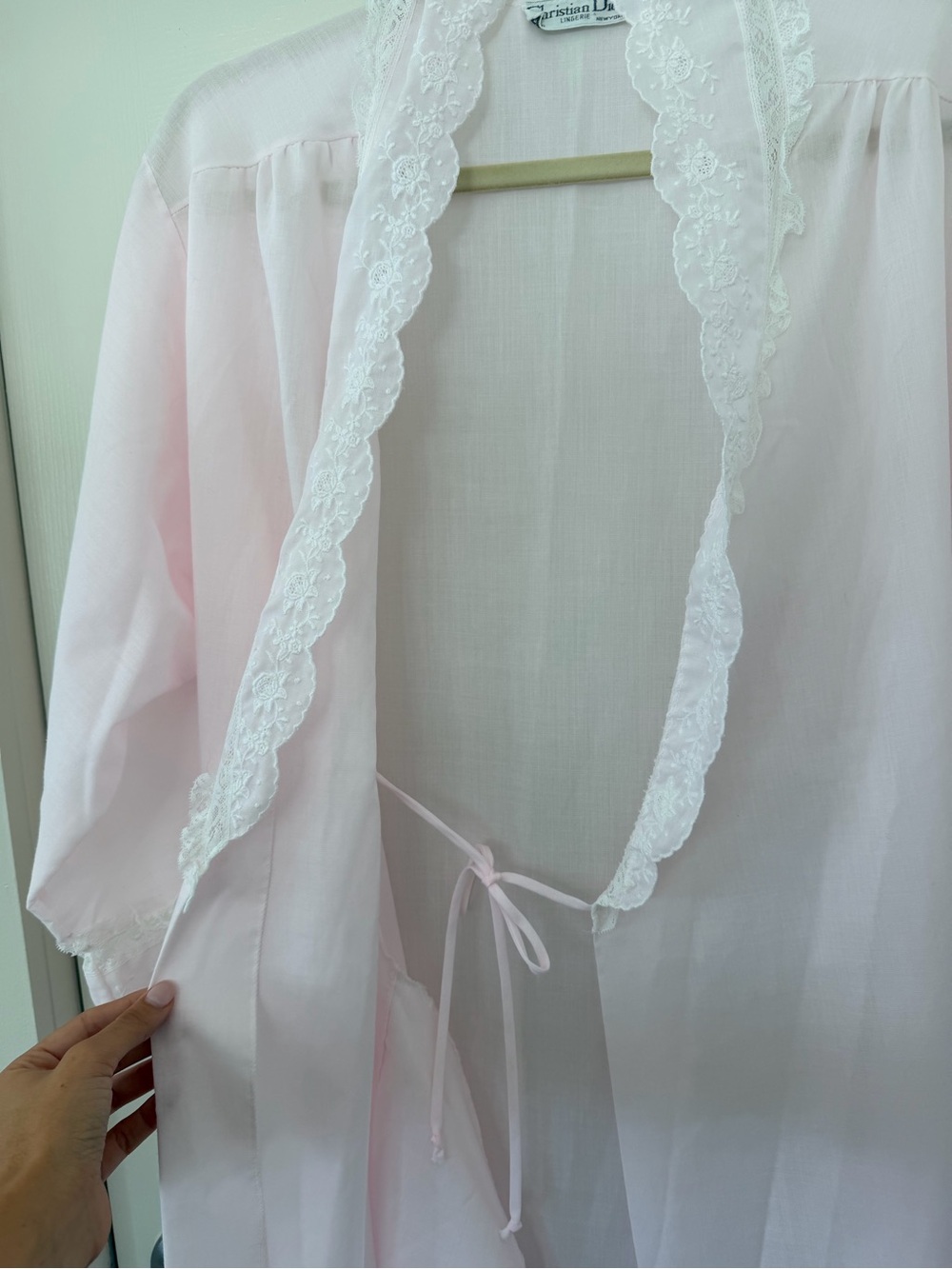 Vintage Christian Dior Lingerie Sheer Pink Lace Peignoir Robe - one size - Picture 9 of 11